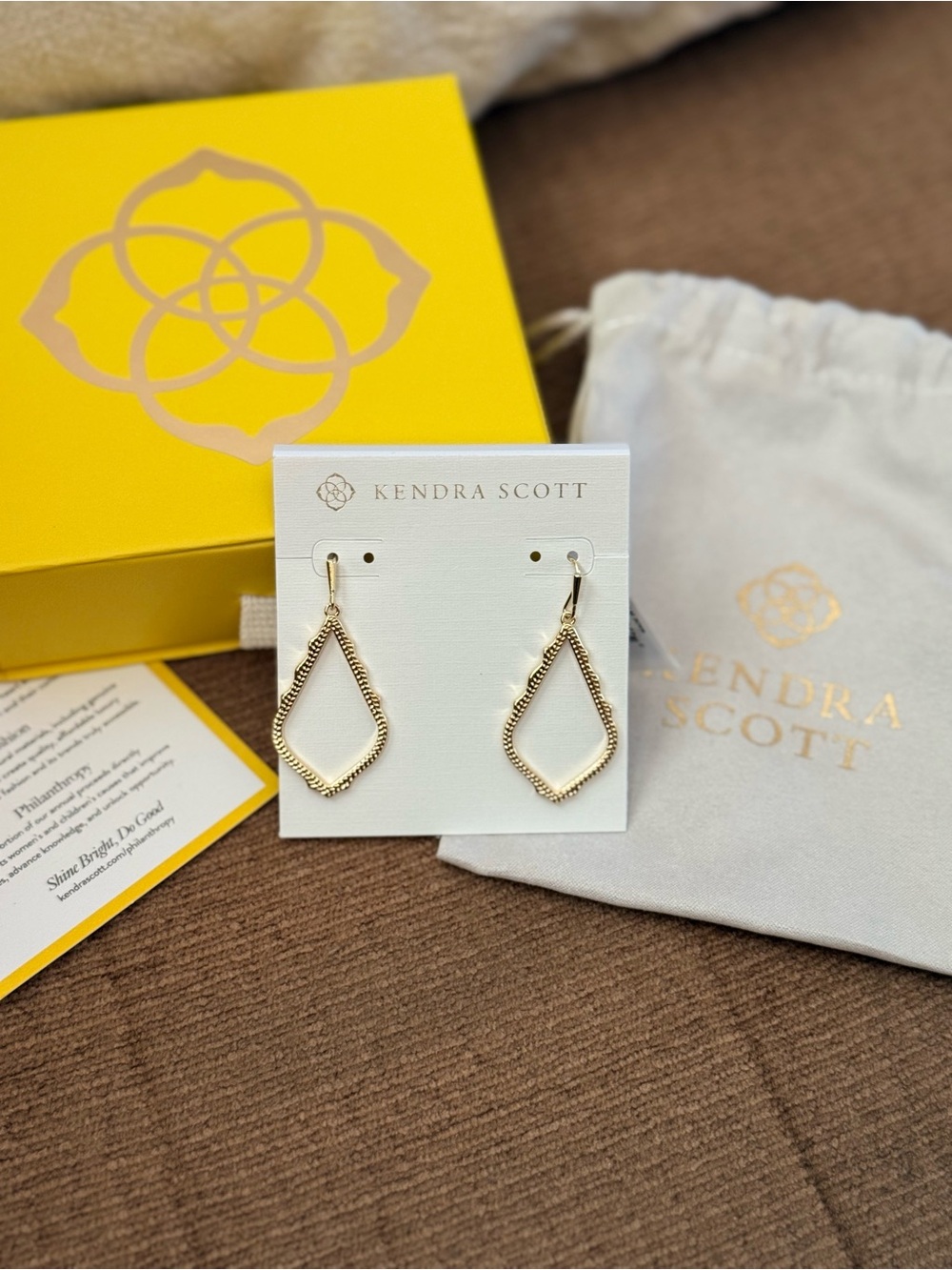 Kendra Scott Gold Sophia Drop Earrings
